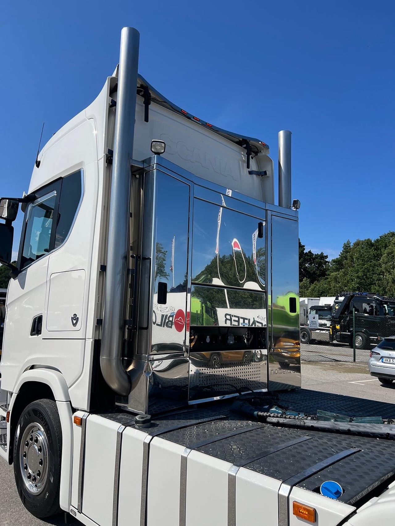 Scania S730 V8 6x2 Dragbil, Hydraulik, Kl&auml;dd inredning 2018 - Dragbil