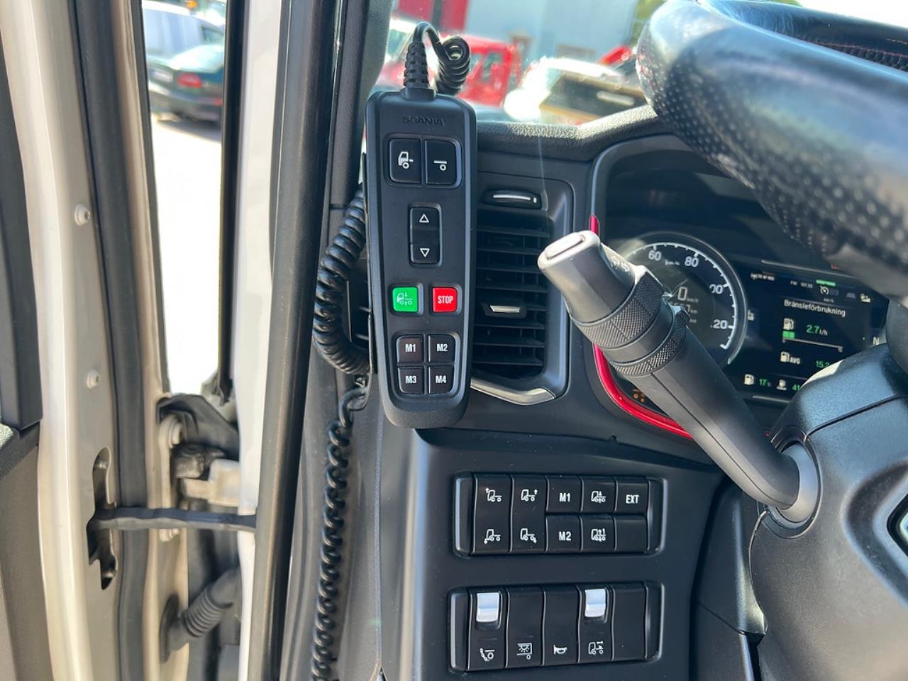 Scania S730 V8 6x2 Dragbil, Hydraulik, Kl&auml;dd inredning 2018 - Dragbil