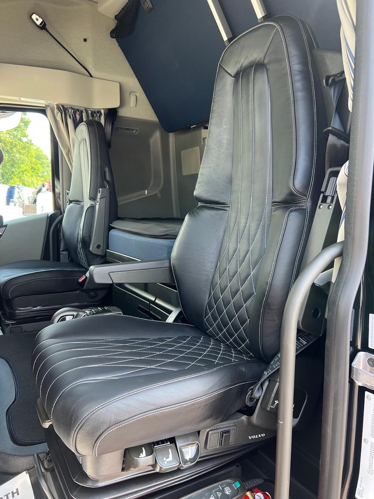 Volvo FH13 500 Aero 4x2 Dragbil, Retarder 2026 - Dragbil