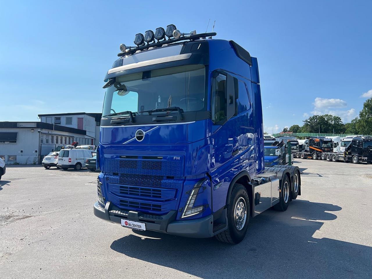 Volvo FH13 540 6x4 Dragbil Lyftbar Tandem Axel, Hydraulik, Fullutrust. 2025 - Dragbil