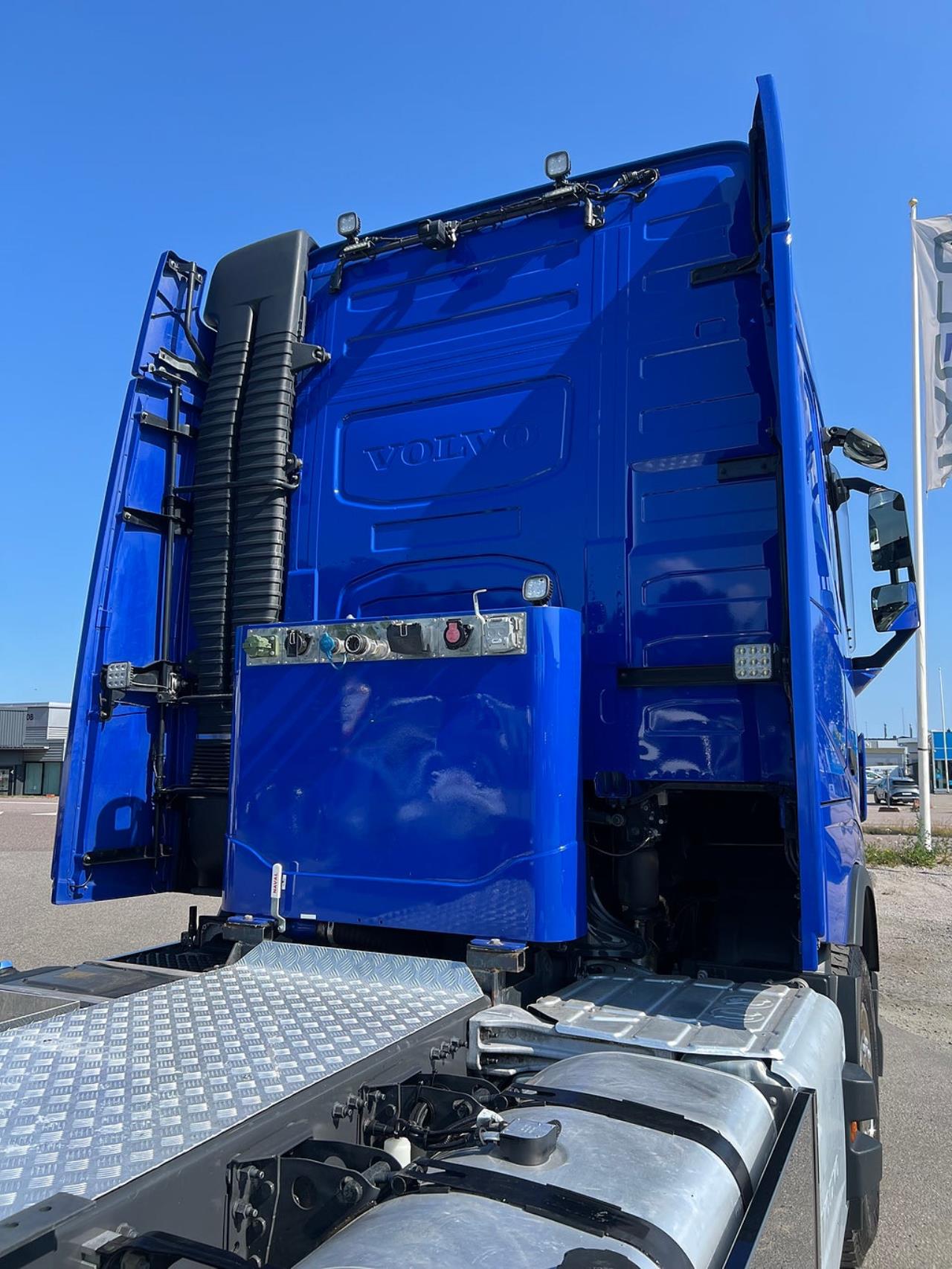 Volvo FH13 540 6x4 Dragbil Lyftbar Tandem Axel, Hydraulik, Fullutrust. 2025 - Dragbil