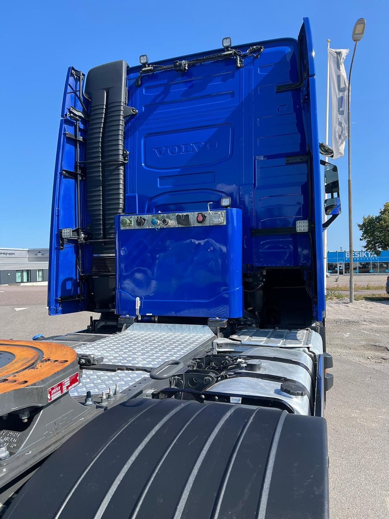 Volvo FH13 540 6x4 Dragbil Lyftbar Tandem Axel, Hydraulik, Fullutrust. 2025 - Dragbil