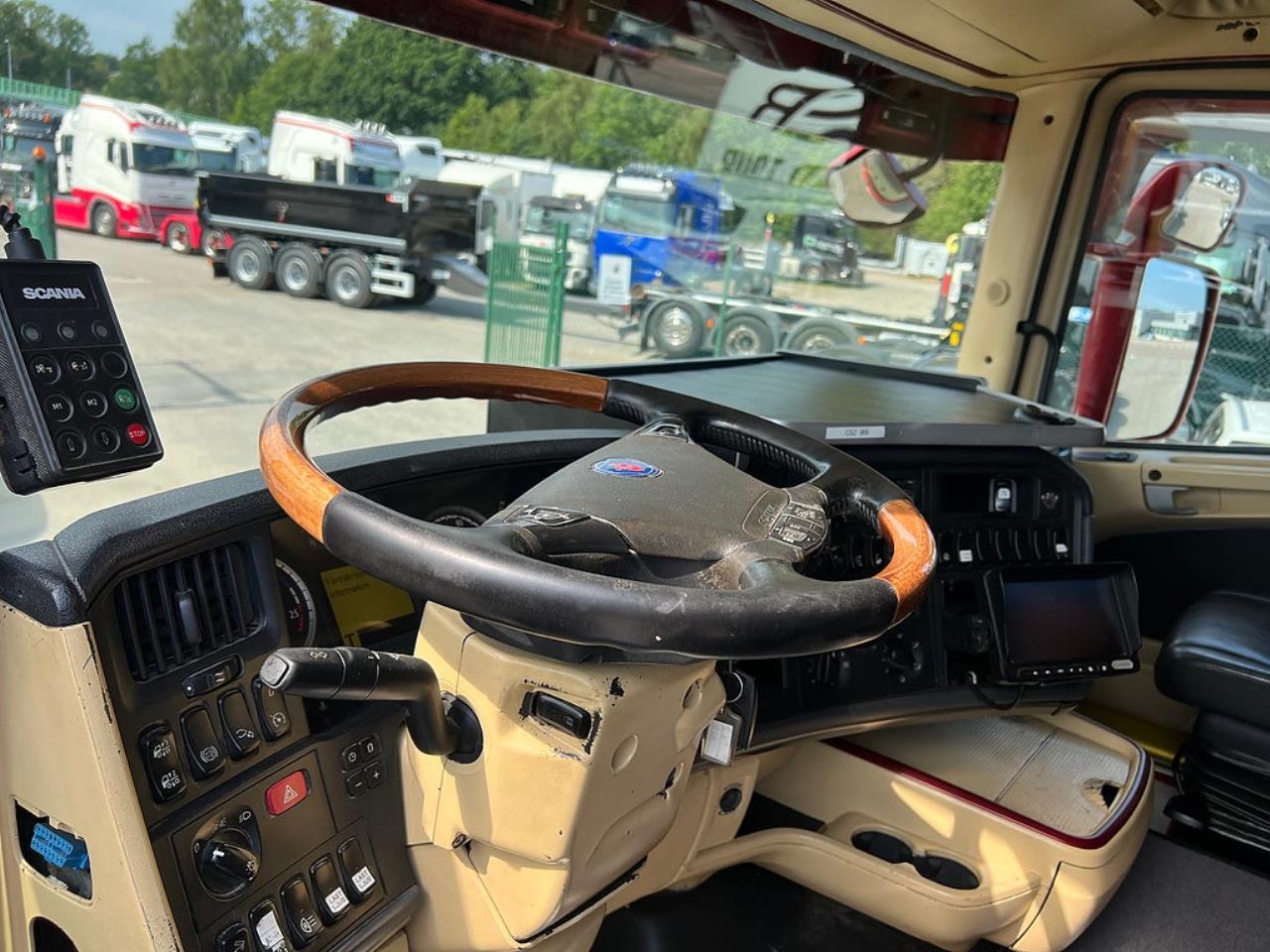 Scania R560 V8 6x4 Tandem, Lastv&auml;xlare 2011 - Krok/Lastv&auml;xlare