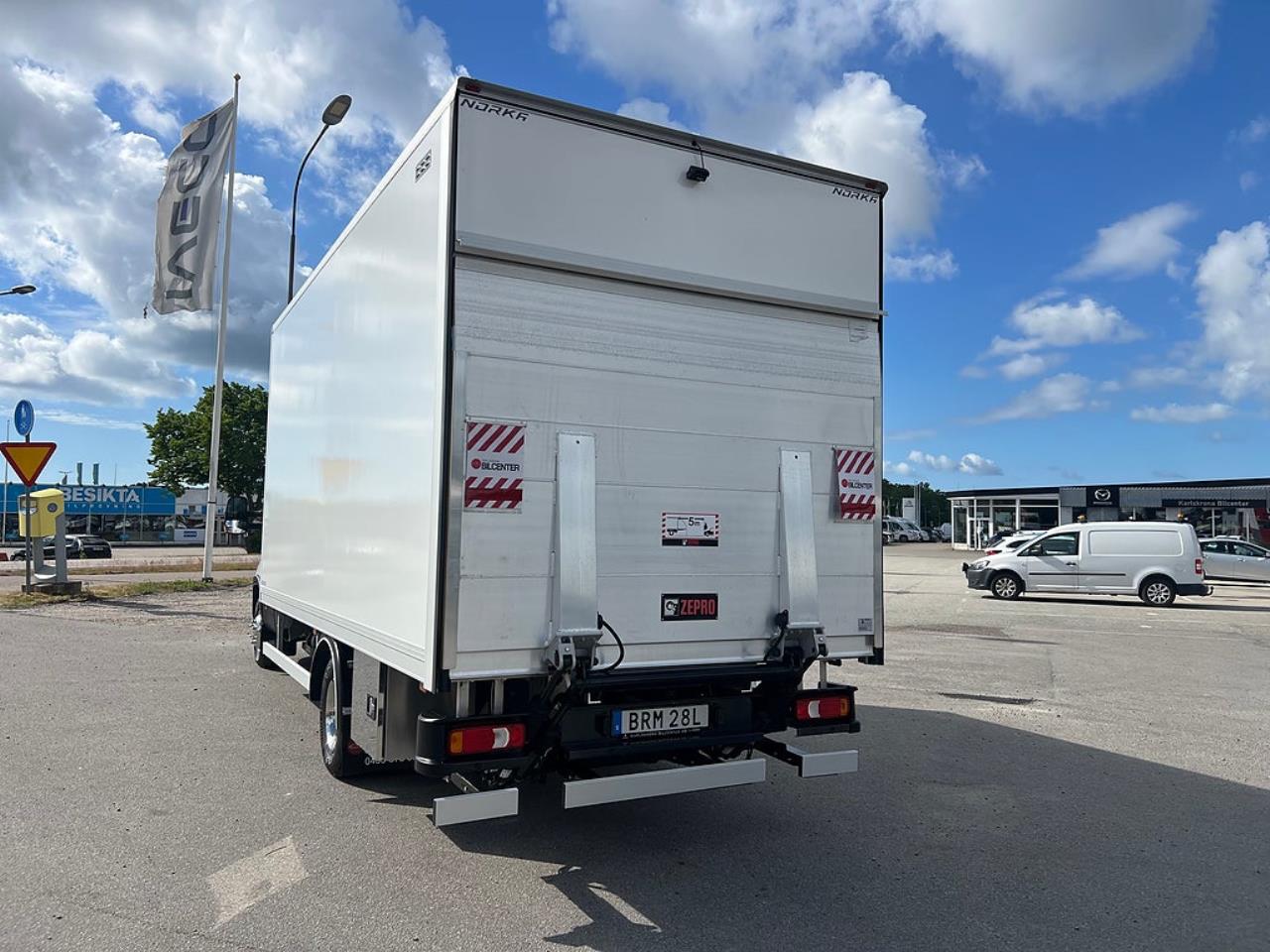 Iveco Daily 72C14G A8 CNG Sk&aring;pbil med Z-Lift 2025 - Sk&aring;p