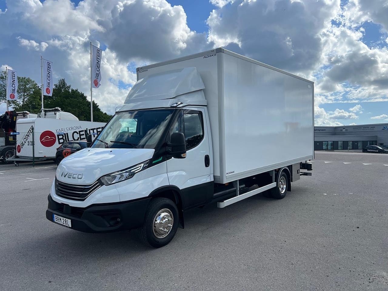 Iveco Daily 72C14G A8 CNG Sk&aring;pbil med Z-Lift 2025 - Sk&aring;p