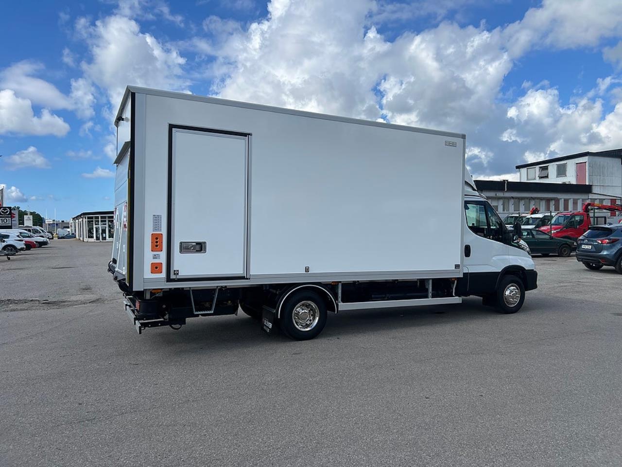 Iveco Daily 72C14G A8 CNG Sk&aring;pbil med Z-Lift 2025 - Sk&aring;p