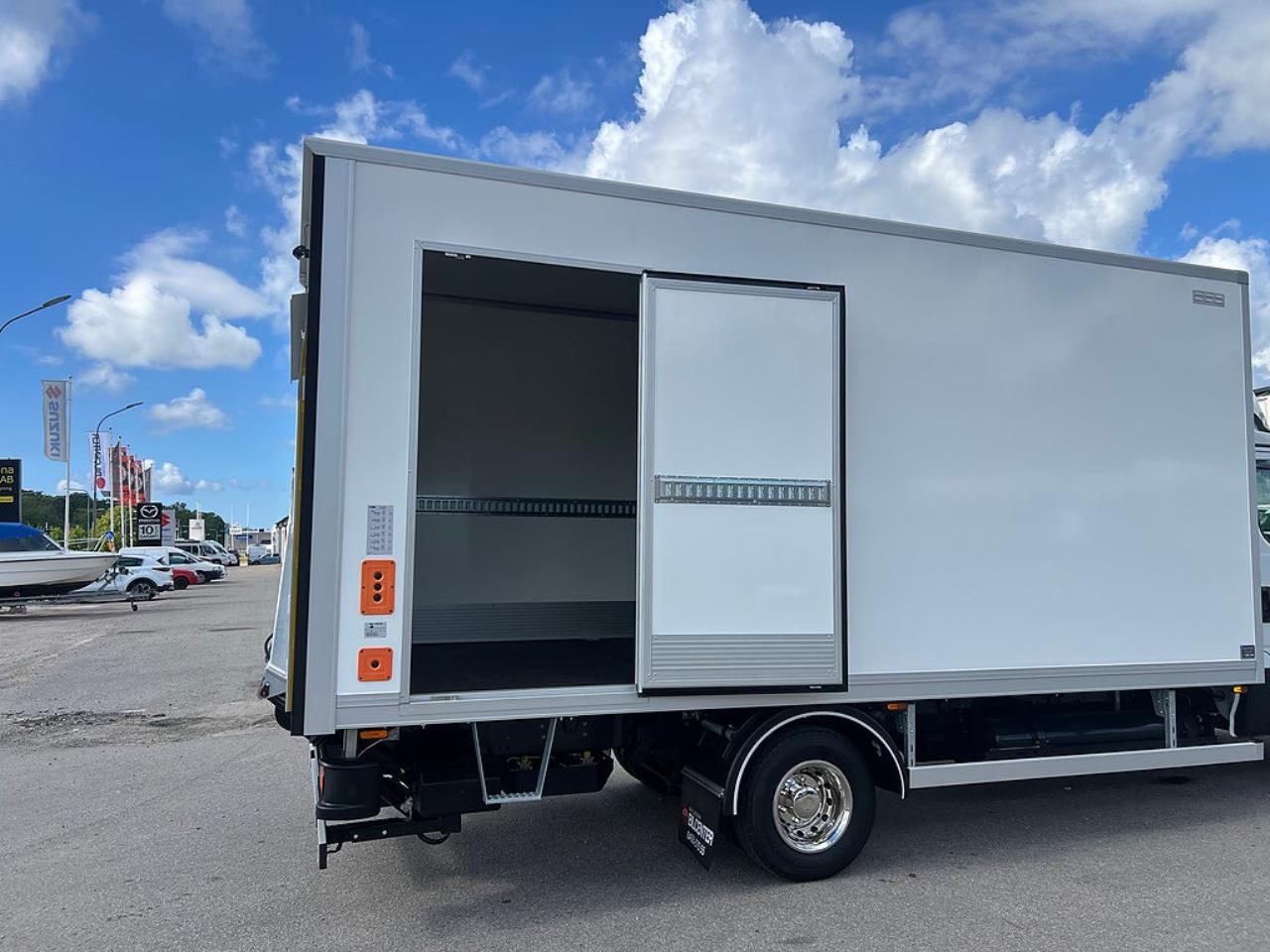 Iveco Daily 72C14G A8 CNG Sk&aring;pbil med Z-Lift 2025 - Sk&aring;p