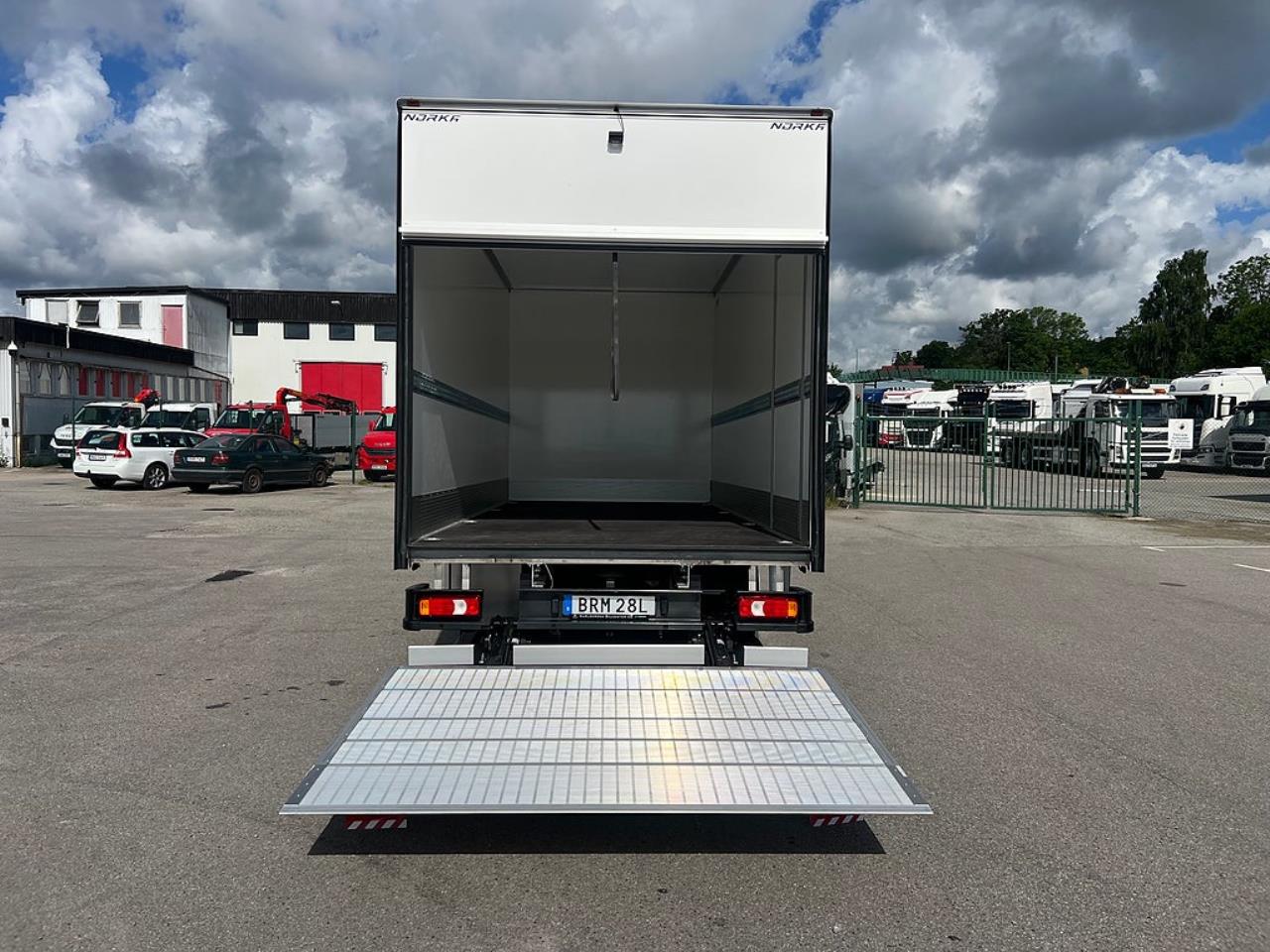 Iveco Daily 72C14G A8 CNG Sk&aring;pbil med Z-Lift 2025 - Sk&aring;p