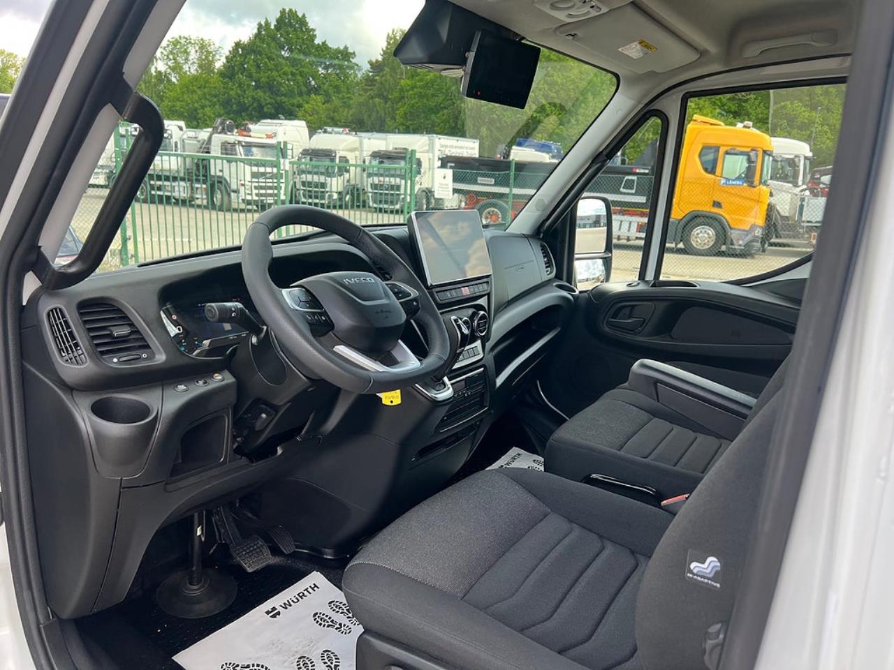 Iveco Daily 72C14G A8 CNG Sk&aring;pbil med Z-Lift 2025 - Sk&aring;p