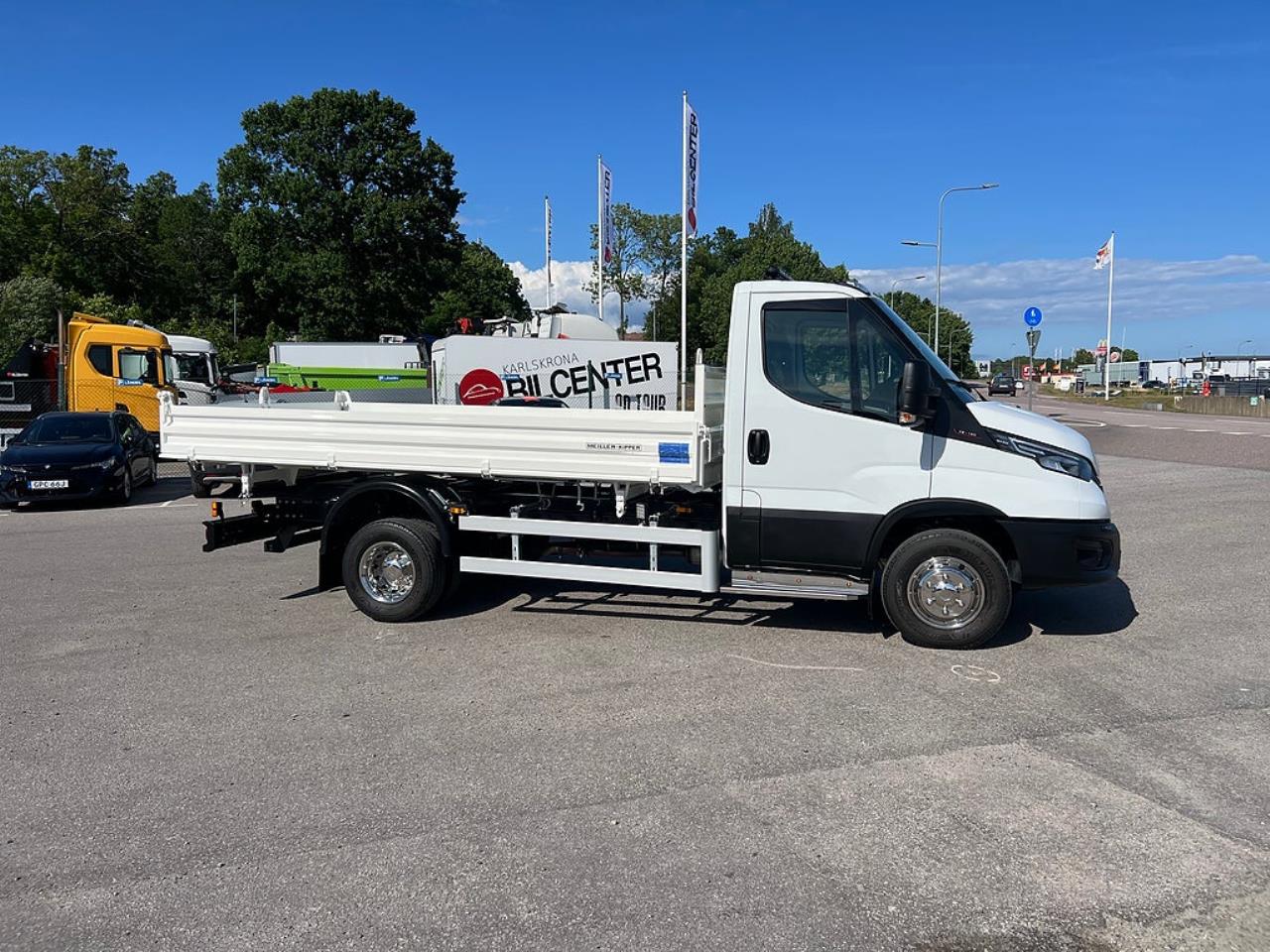 Iveco Daily 72C18 Tippbil, 3-V&auml;gs tipp / Sidotipp 2024 - &Ouml;vrigt