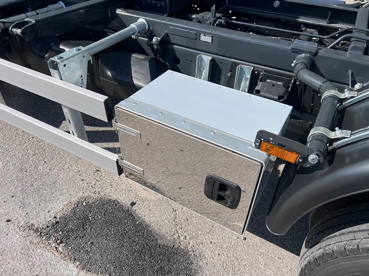 Iveco Daily 72C18 Tippbil, 3-V&auml;gs tipp / Sidotipp 2024 - &Ouml;vrigt