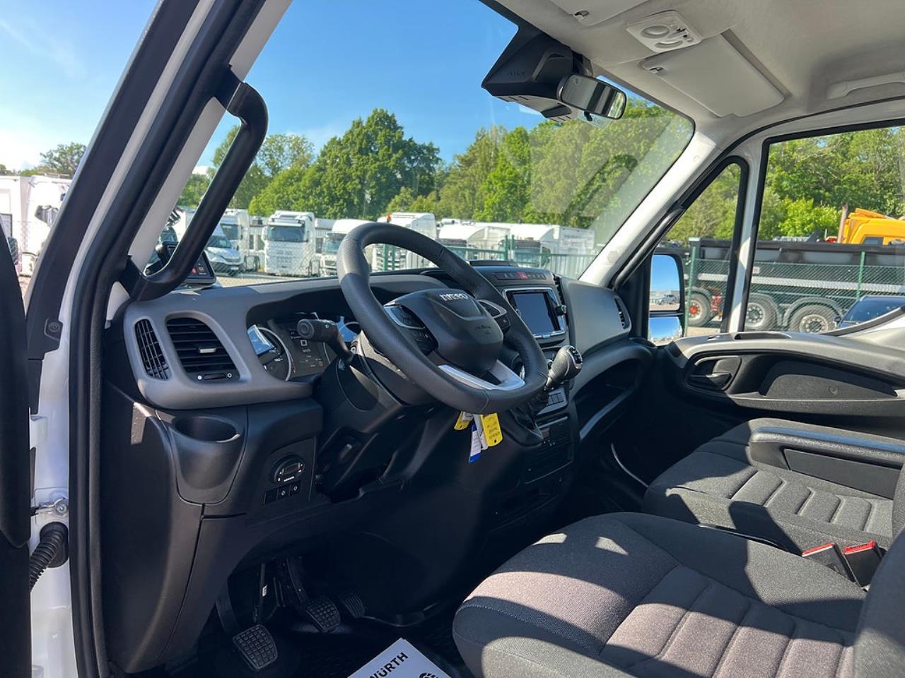 Iveco Daily 72C18 Tippbil, 3-V&auml;gs tipp / Sidotipp 2024 - &Ouml;vrigt