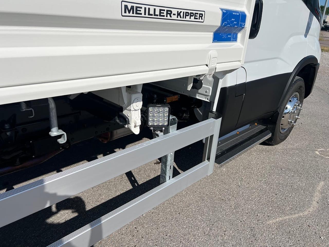 Iveco Daily 72C18 Tippbil, 3-V&auml;gs tipp / Sidotipp 2024 - &Ouml;vrigt