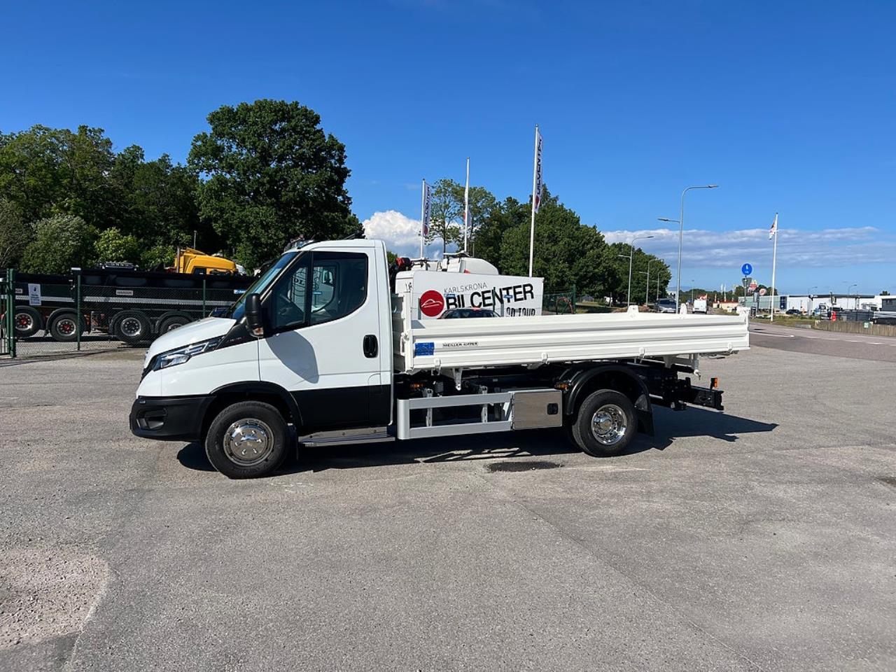Iveco Daily 72C18 Tippbil, 3-V&auml;gs tipp / Sidotipp 2024 - &Ouml;vrigt