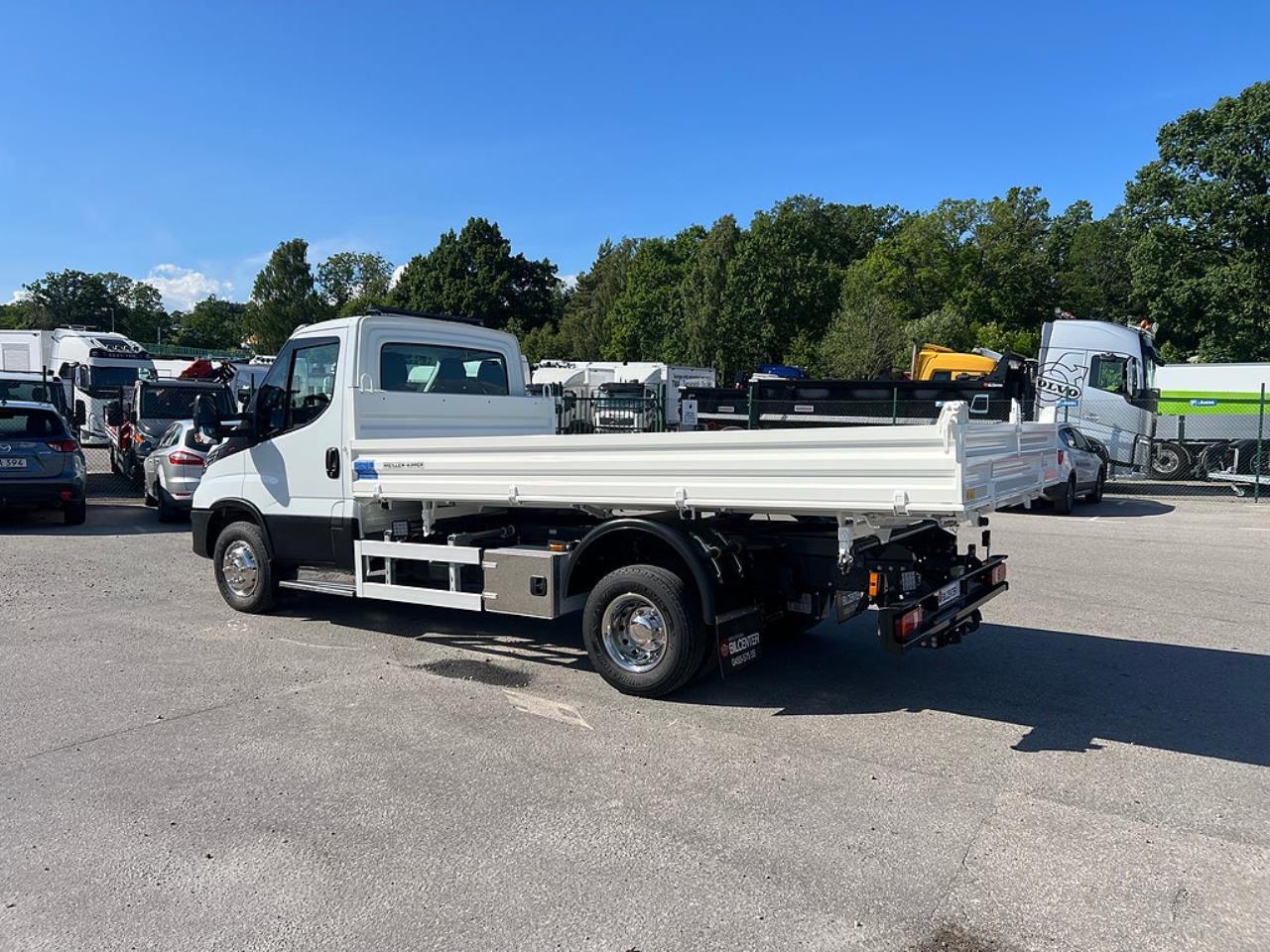 Iveco Daily 72C18 Tippbil, 3-V&auml;gs tipp / Sidotipp 2024 - &Ouml;vrigt