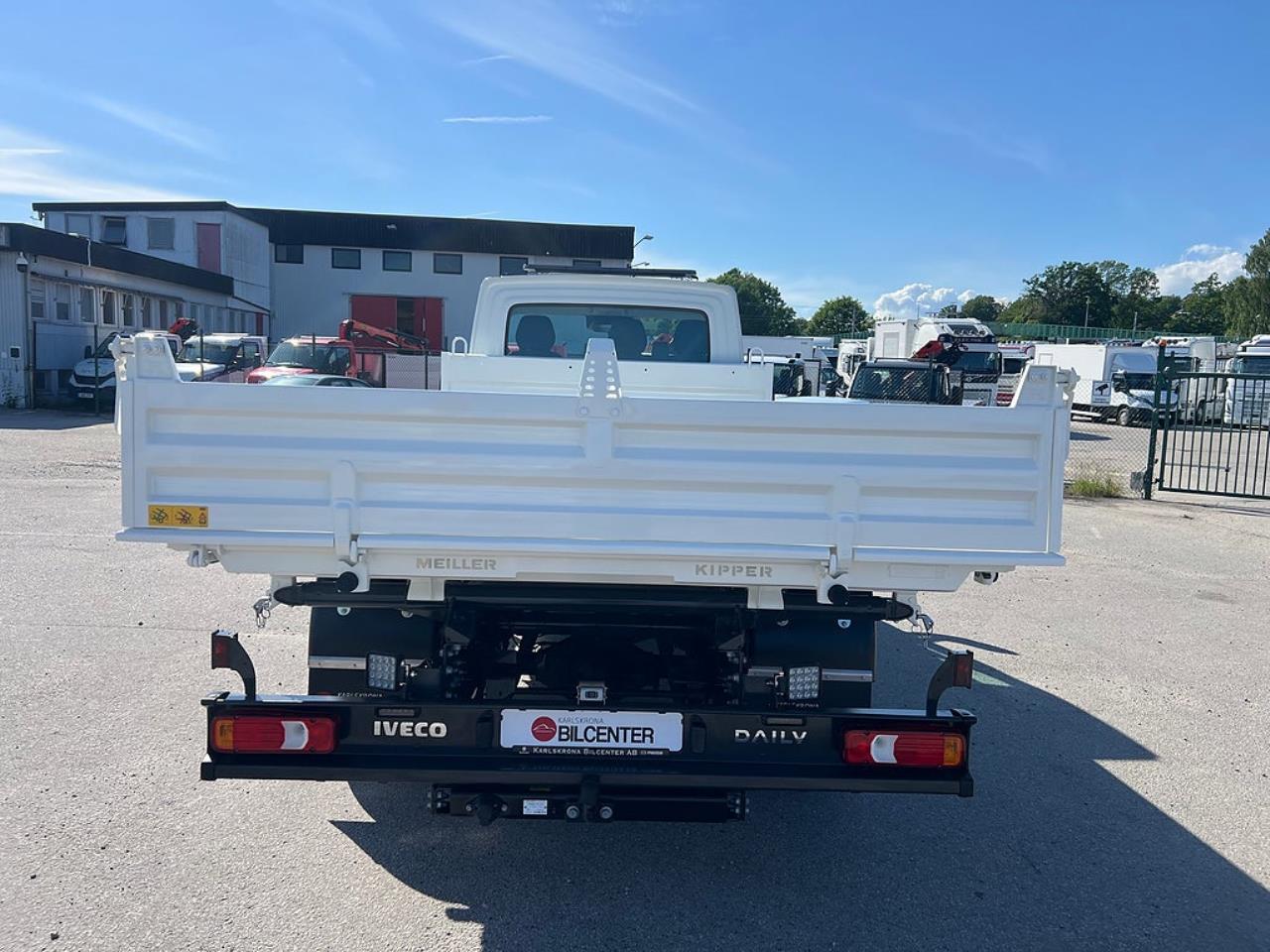 Iveco Daily 72C18 Tippbil, 3-V&auml;gs tipp / Sidotipp 2024 - &Ouml;vrigt
