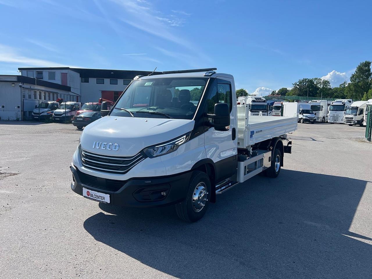 Iveco Daily 72C18 Tippbil, 3-V&auml;gs tipp / Sidotipp 2024 - &Ouml;vrigt