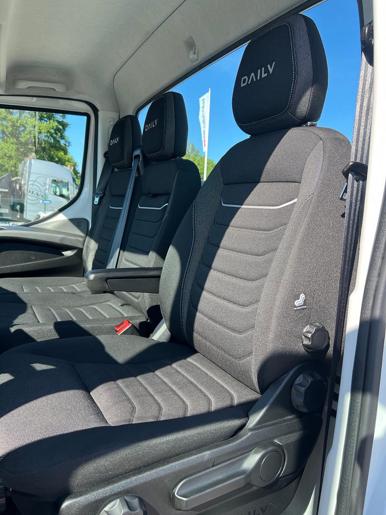 Iveco Daily 72C18 Tippbil, 3-V&auml;gs tipp / Sidotipp 2024 - &Ouml;vrigt