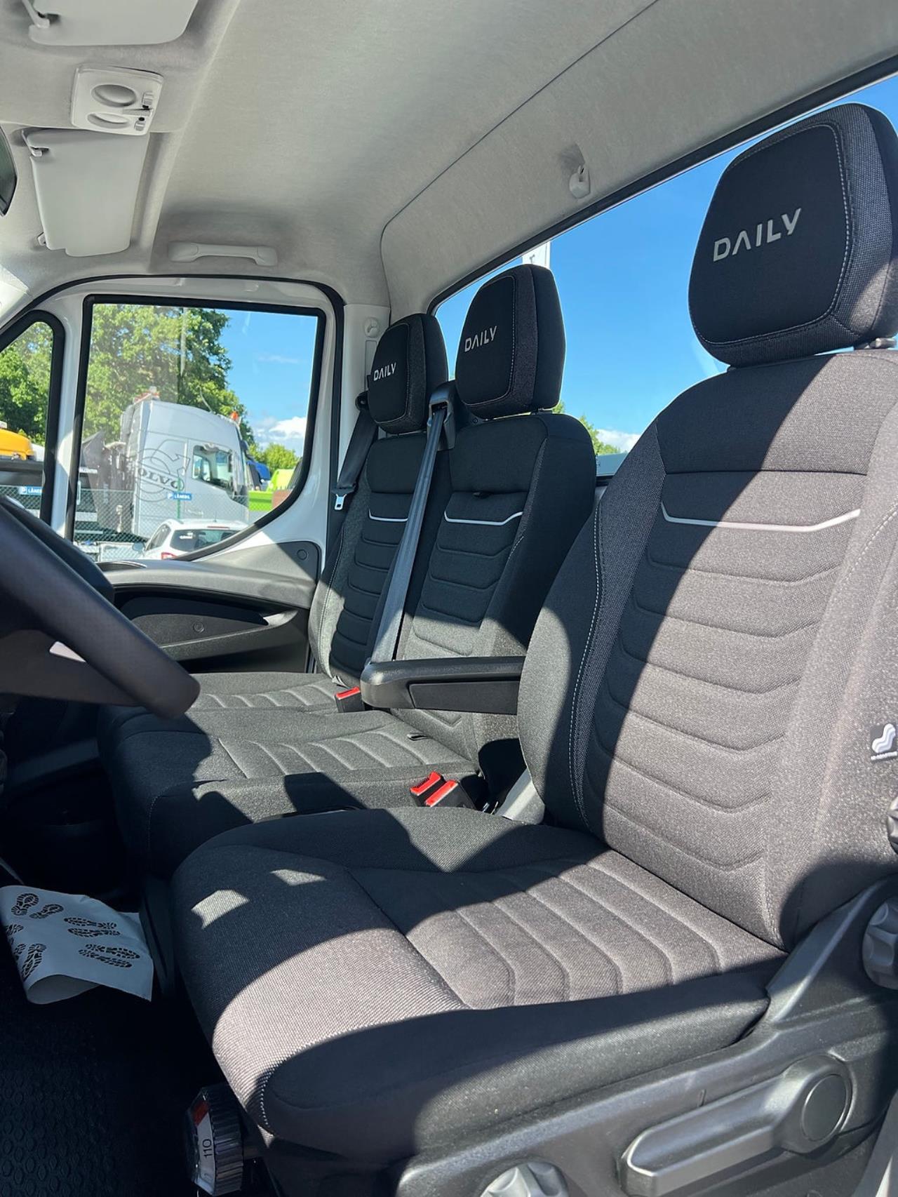Iveco Daily 72C18 Tippbil, 3-V&auml;gs tipp / Sidotipp 2024 - &Ouml;vrigt