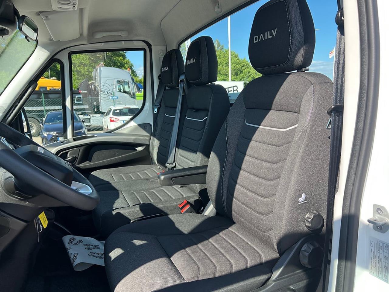 Iveco Daily 72C18 Tippbil, 3-V&auml;gs tipp / Sidotipp 2024 - &Ouml;vrigt