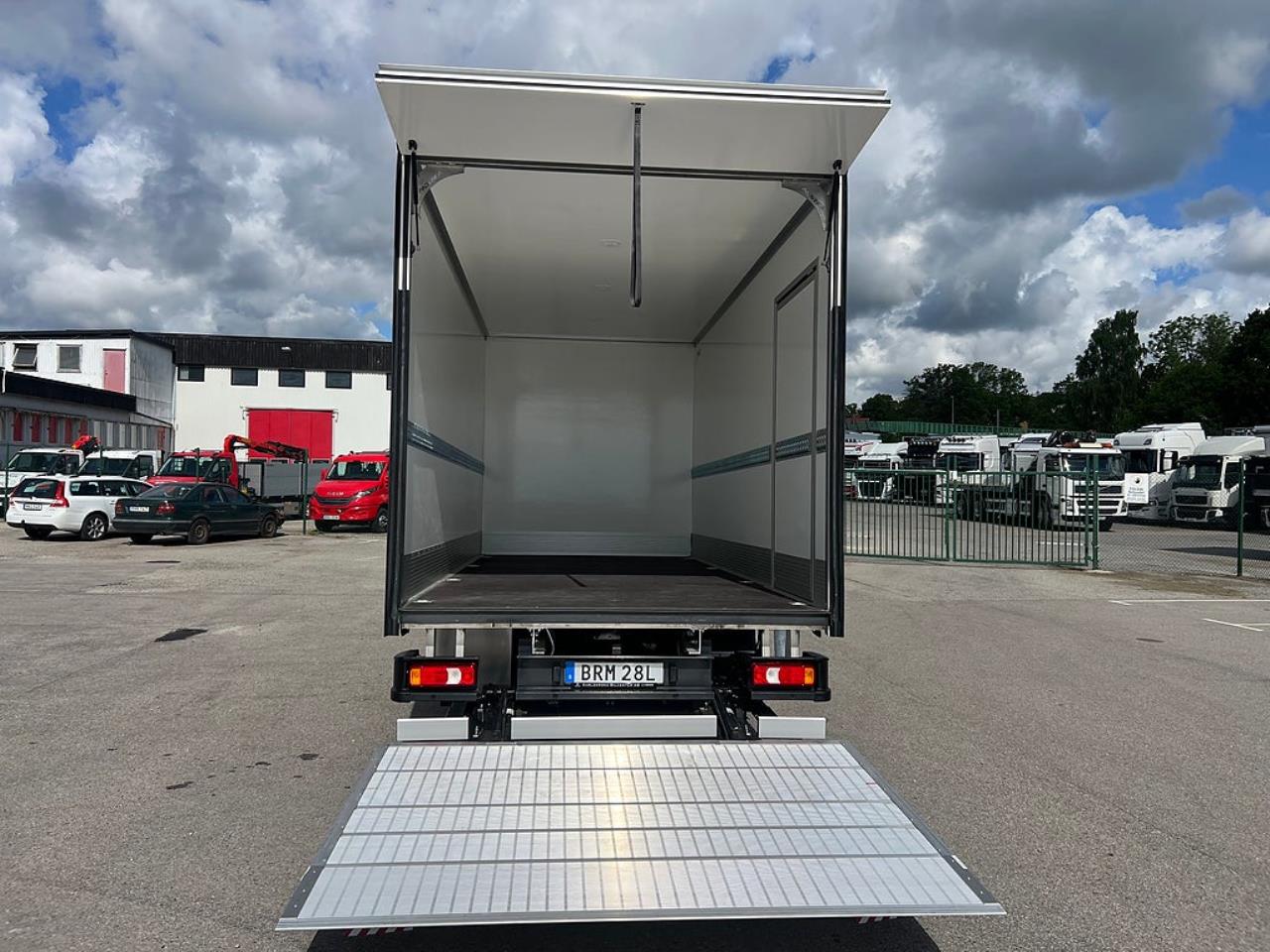 Iveco Daily 72C14G A8 CNG Sk&aring;pbil med Z-Lift 2025 - Sk&aring;p