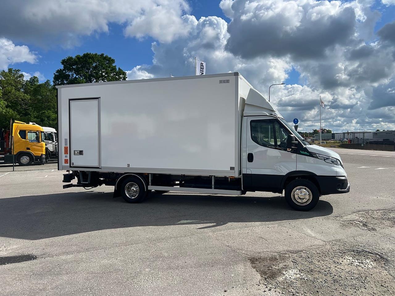 Iveco Daily 72C14G A8 CNG Sk&aring;pbil med Z-Lift 2025 - Sk&aring;p