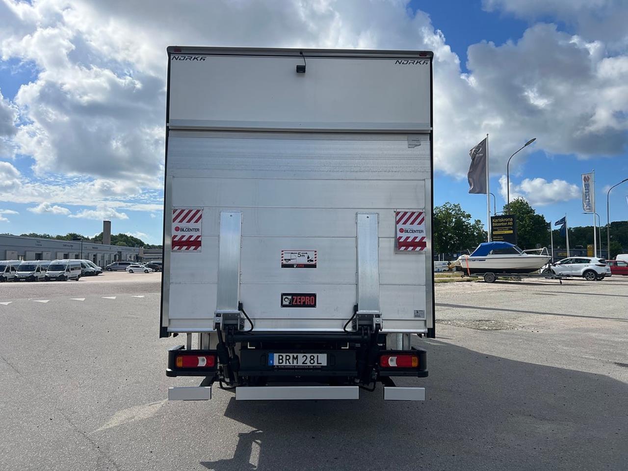 Iveco Daily 72C14G A8 CNG Sk&aring;pbil med Z-Lift 2025 - Sk&aring;p