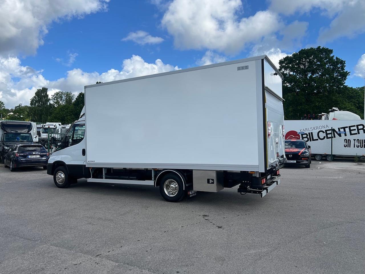 Iveco Daily 72C14G A8 CNG Sk&aring;pbil med Z-Lift 2025 - Sk&aring;p