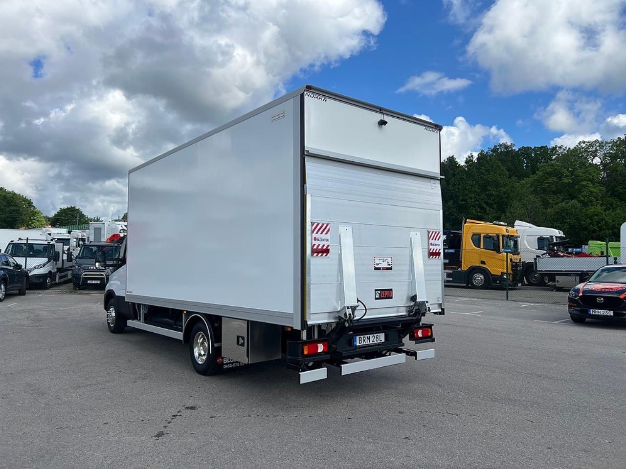 Iveco Daily 72C14G A8 CNG Sk&aring;pbil med Z-Lift 2025 - Sk&aring;p