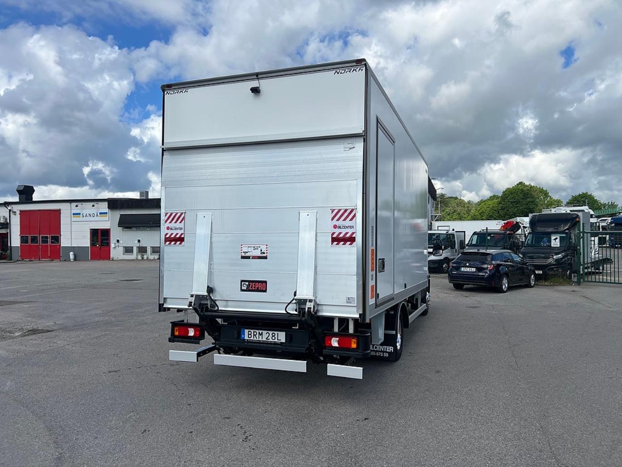 Iveco Daily 72C14G A8 CNG Sk&aring;pbil med Z-Lift 2025 - Sk&aring;p