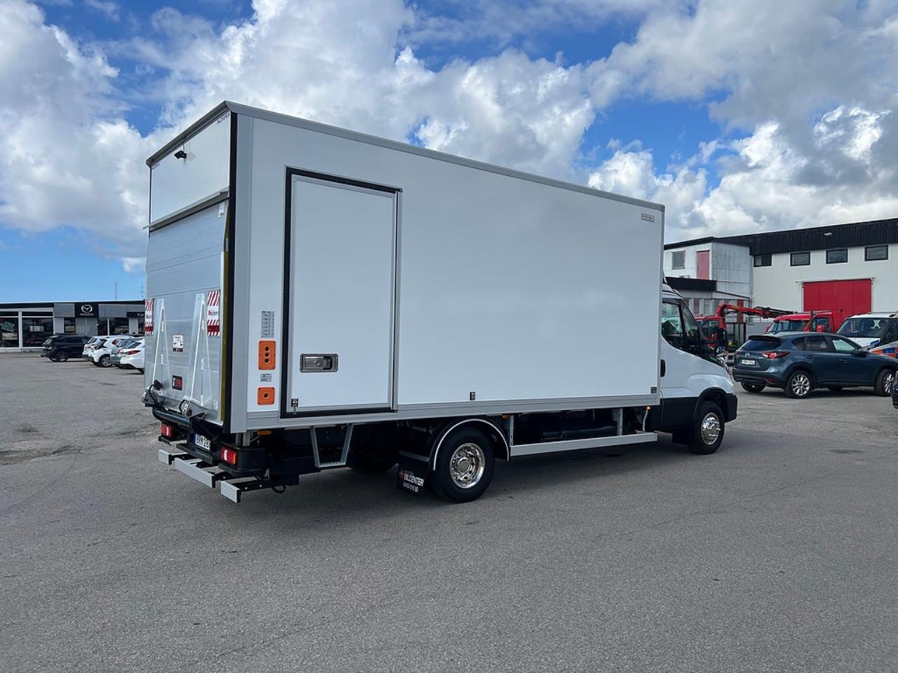Iveco Daily 72C14G A8 CNG Sk&aring;pbil med Z-Lift 2025 - Sk&aring;p