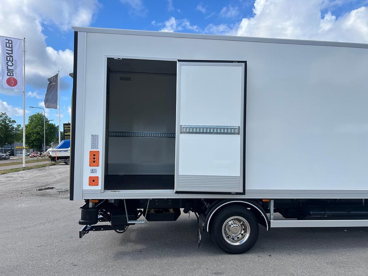 Iveco Daily 72C14G A8 CNG Sk&aring;pbil med Z-Lift 2025 - Sk&aring;p
