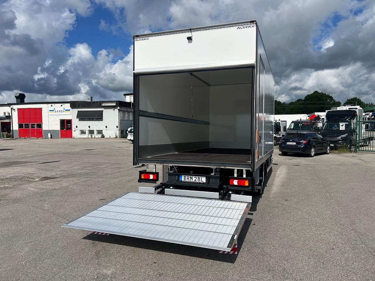 Iveco Daily 72C14G A8 CNG Sk&aring;pbil med Z-Lift 2025 - Sk&aring;p