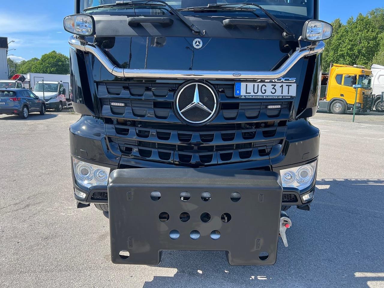 Mercedes-Benz Arocs 3251 Tridem Lastv&auml;xlare, Fullt Plogutrustad 2023 - Krok/Lastv&auml;xlare