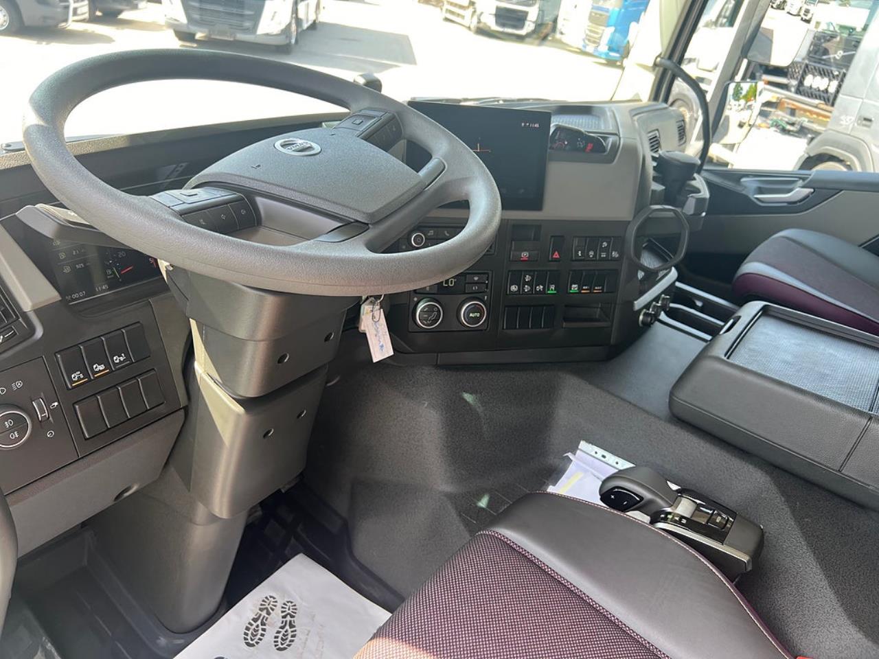 Volvo FM13 460 6x2*4 Kylbil Frysbil Dubbla lastplan 21 Pall 2023 - &Ouml;vrigt