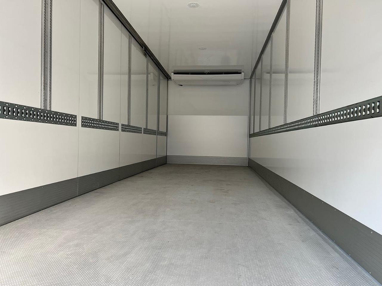 Volvo FM13 460 6x2*4 Kylbil Frysbil Dubbla lastplan 21 Pall 2023 - &Ouml;vrigt