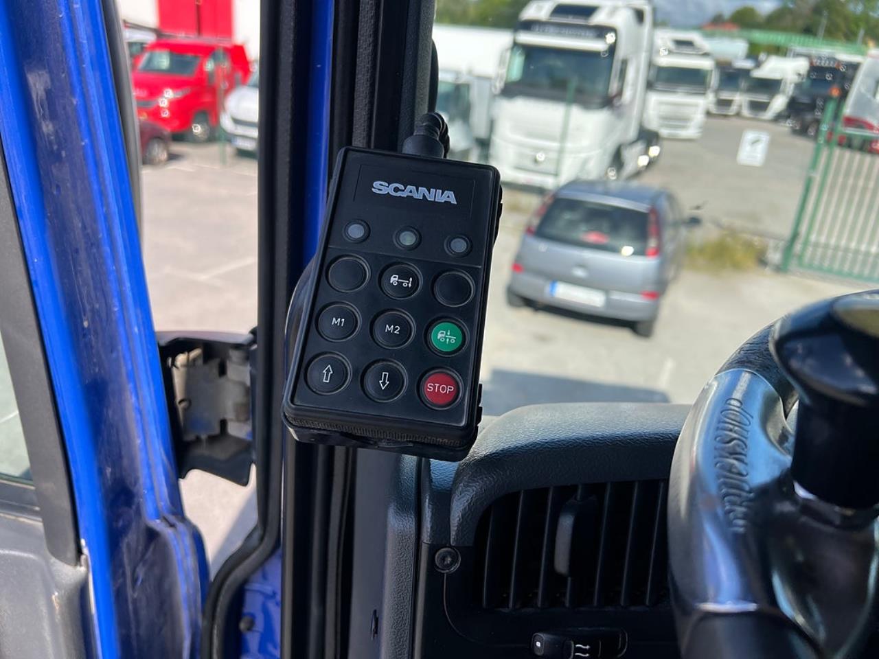 Scania R440 6x2*4 Hiab Lastv&auml;xlare inkl Flak, Euro 5 2009 - Krok/Lastv&auml;xlare