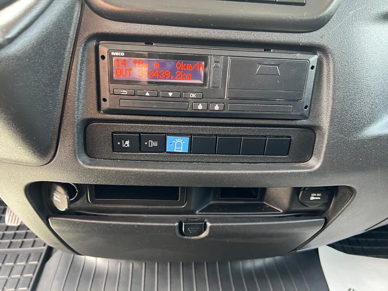 Iveco Daily 72C18 4x2 B&auml;rgningsbil Euro 6 2020 - B&auml;rgningsbil