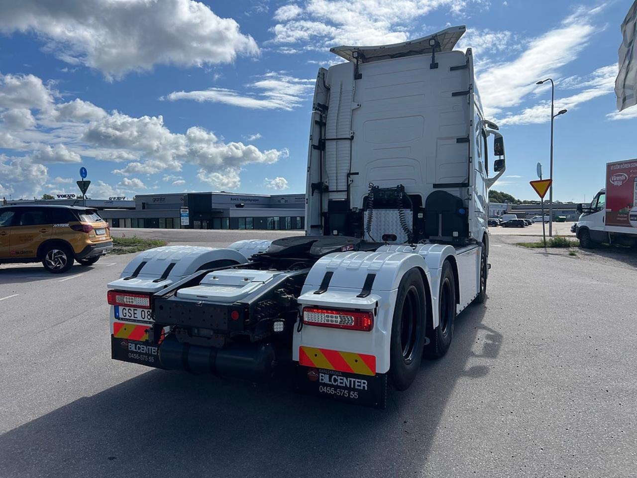 Volvo FH13 500 6x2 Dragbil med Hydraulik, Kl&auml;dd hytt mm 2021 - Dragbil