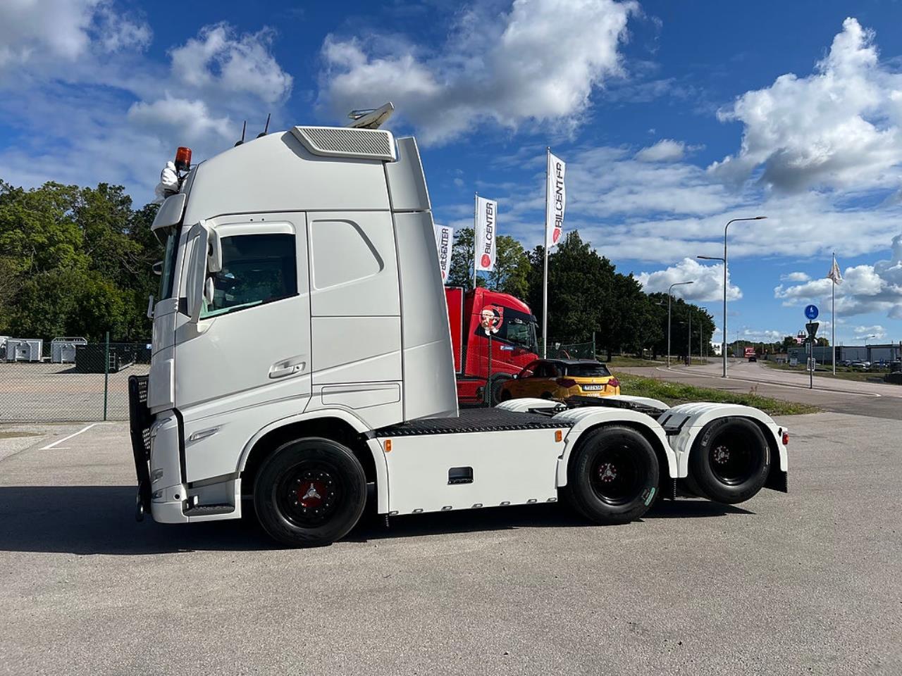 Volvo FH13 500 6x2 Dragbil med Hydraulik, Kl&auml;dd hytt mm 2021 - Dragbil