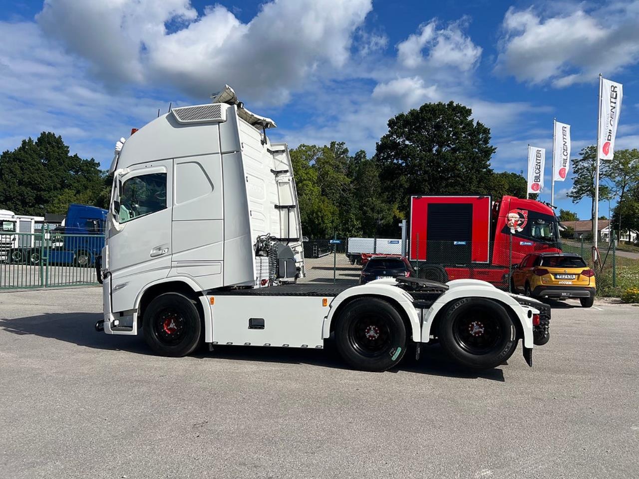 Volvo FH13 500 6x2 Dragbil med Hydraulik, Kl&auml;dd hytt mm 2021 - Dragbil