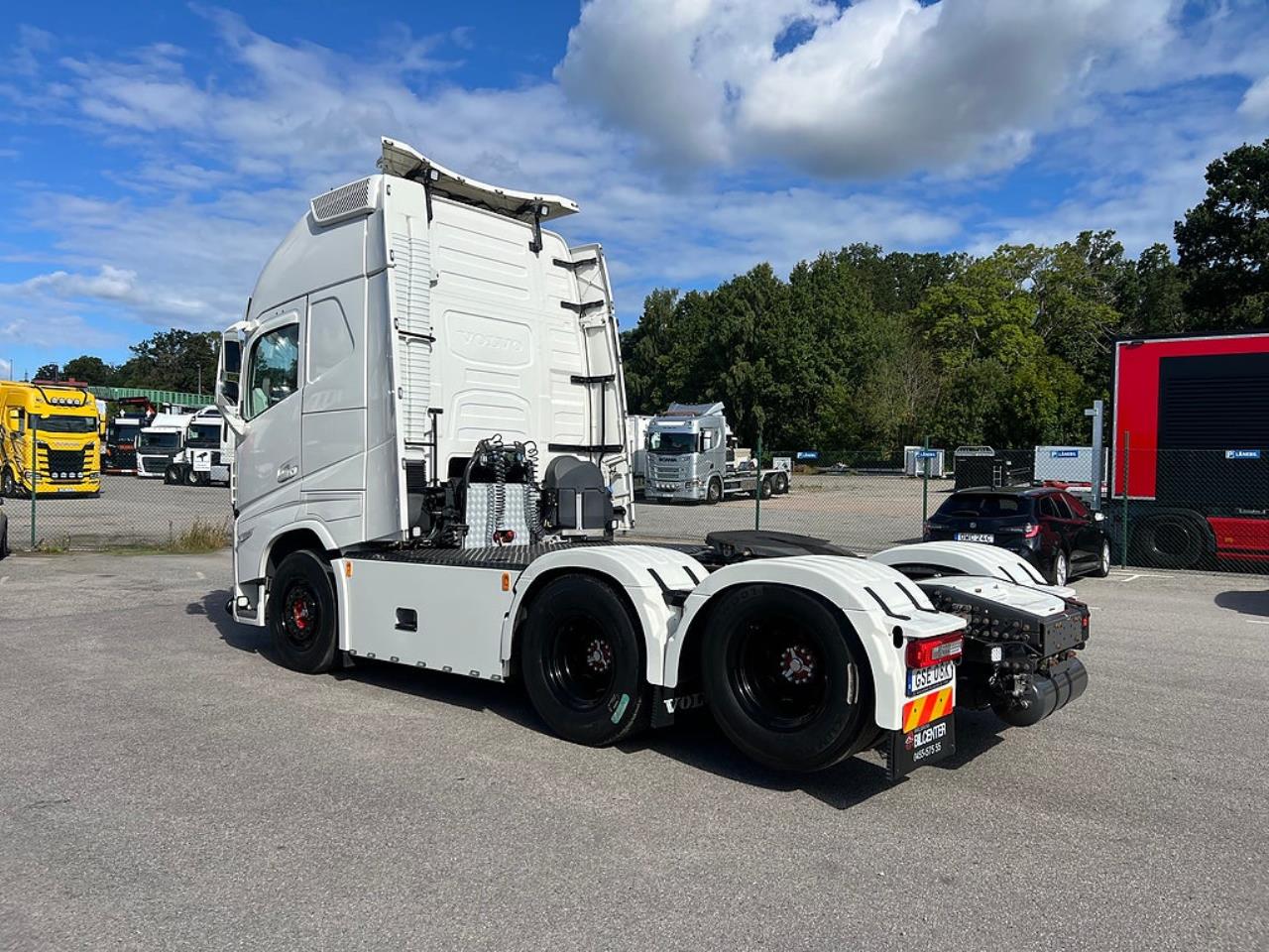 Volvo FH13 500 6x2 Dragbil med Hydraulik, Kl&auml;dd hytt mm 2021 - Dragbil