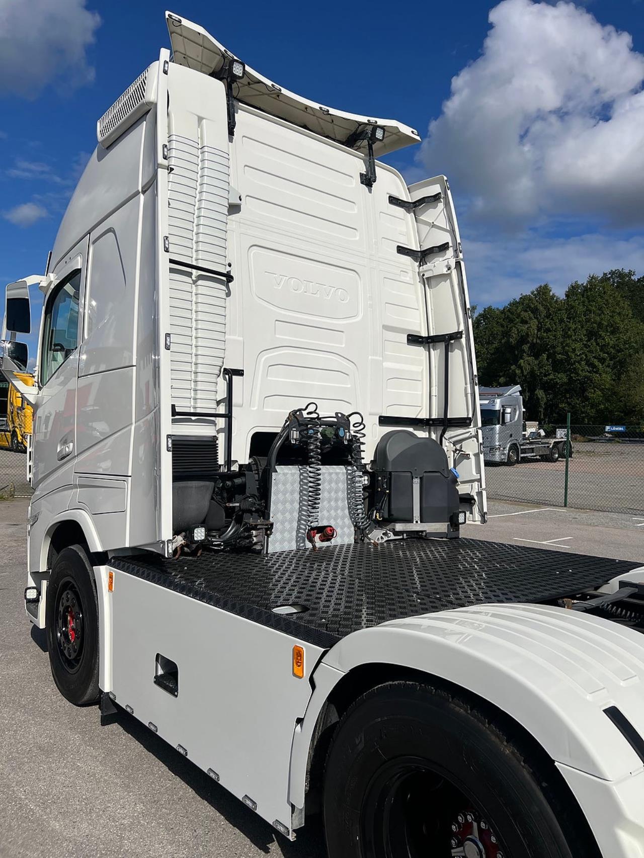 Volvo FH13 500 6x2 Dragbil med Hydraulik, Kl&auml;dd hytt mm 2021 - Dragbil