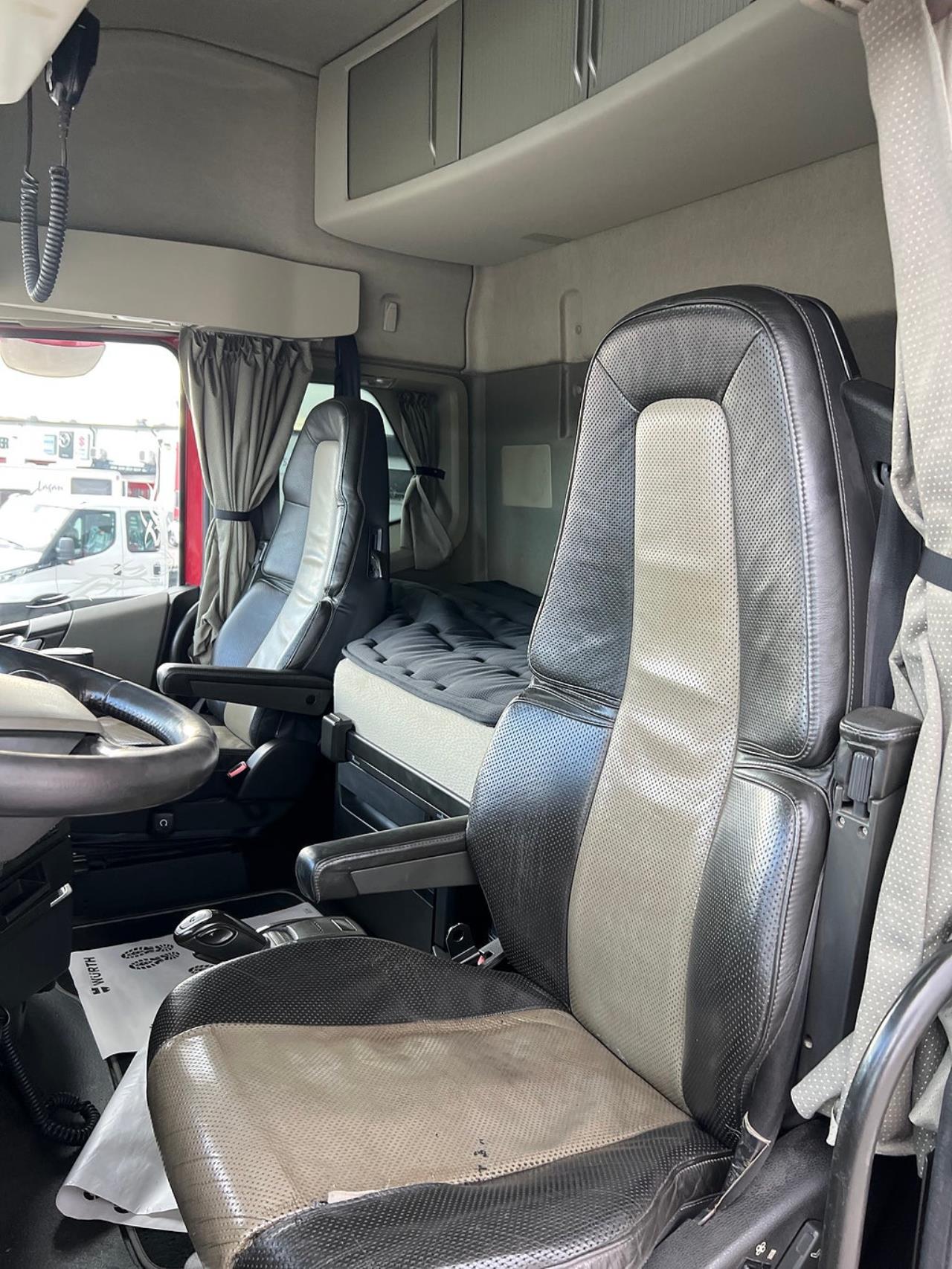 Volvo FH13 500 6x2*4 Lastv&auml;xlare, Krandubbar, Euro 6 2014 - Kran