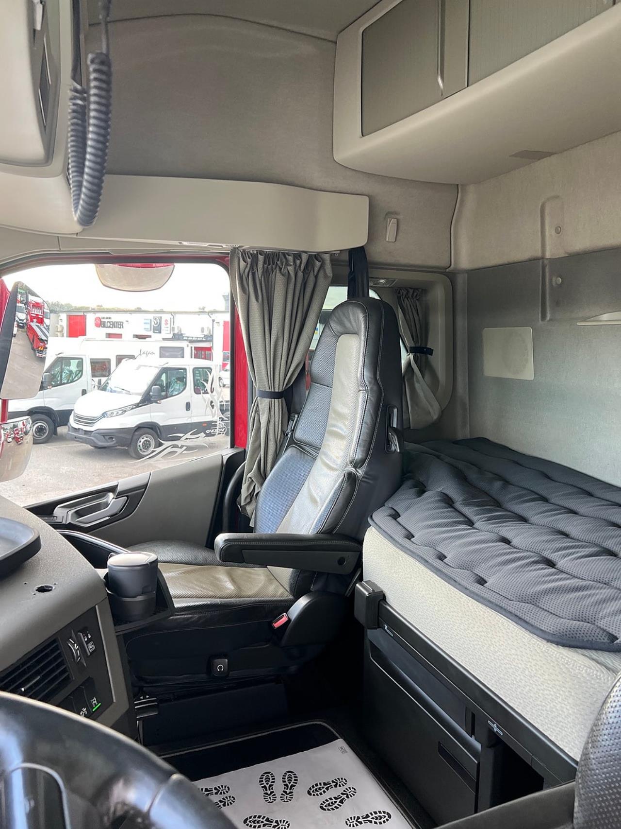 Volvo FH13 500 6x2*4 Lastv&auml;xlare, Krandubbar, Euro 6 2014 - Kran
