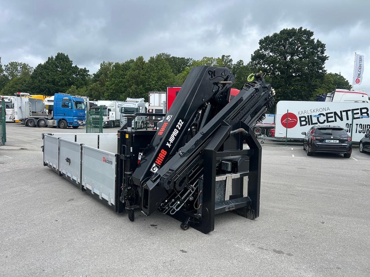 &Ouml;vriga Kranflak Hiab 232-E5 kran & Schaktlucka 2025 - &Ouml;vrigt