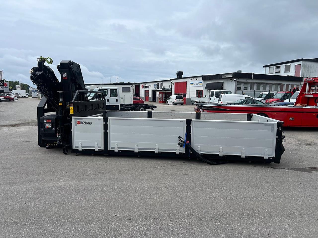 &Ouml;vriga Kranflak Hiab 232-E5 kran & Schaktlucka 2025 - &Ouml;vrigt