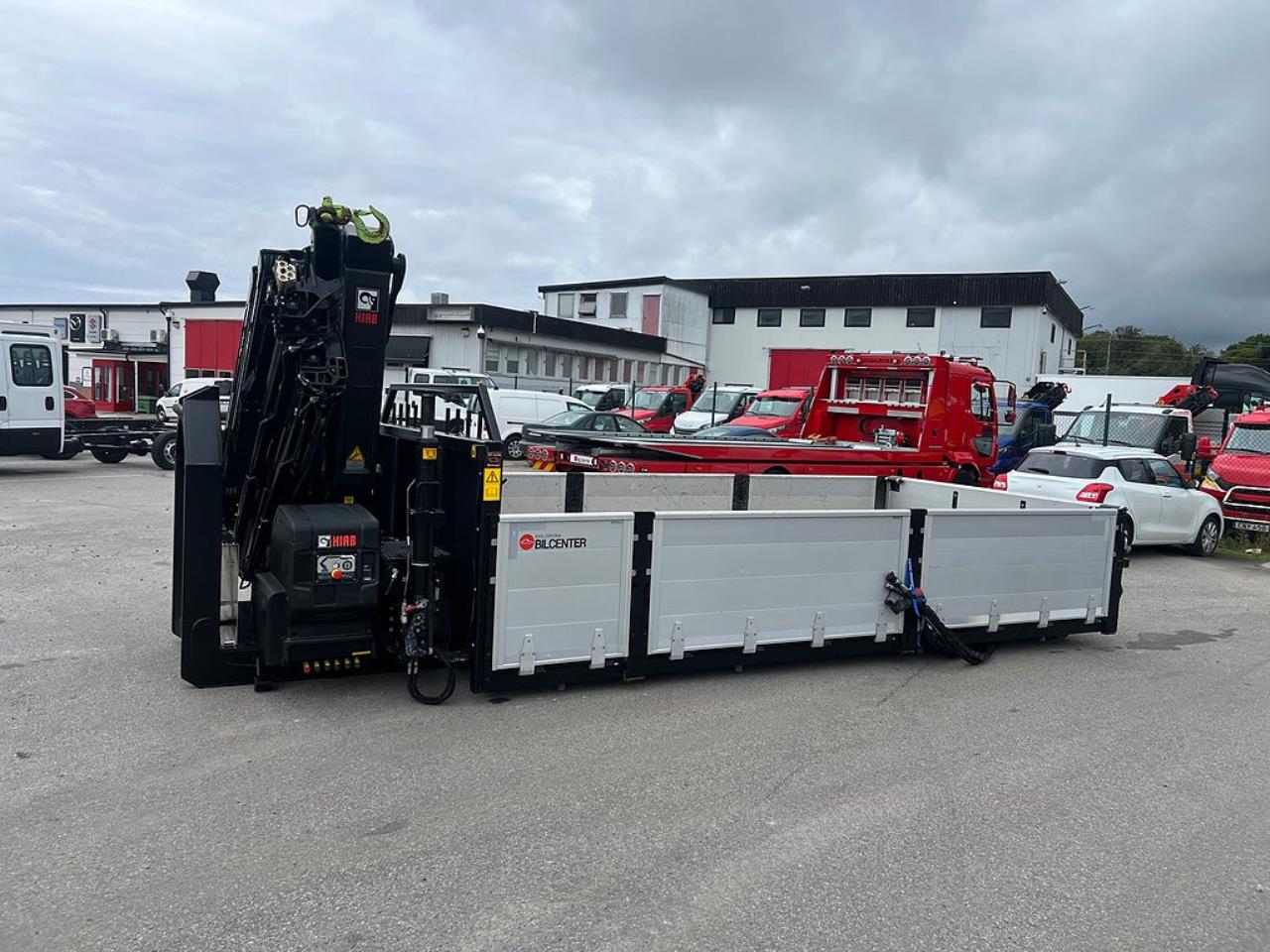 &Ouml;vriga Kranflak Hiab 232-E5 kran & Schaktlucka 2025 - &Ouml;vrigt