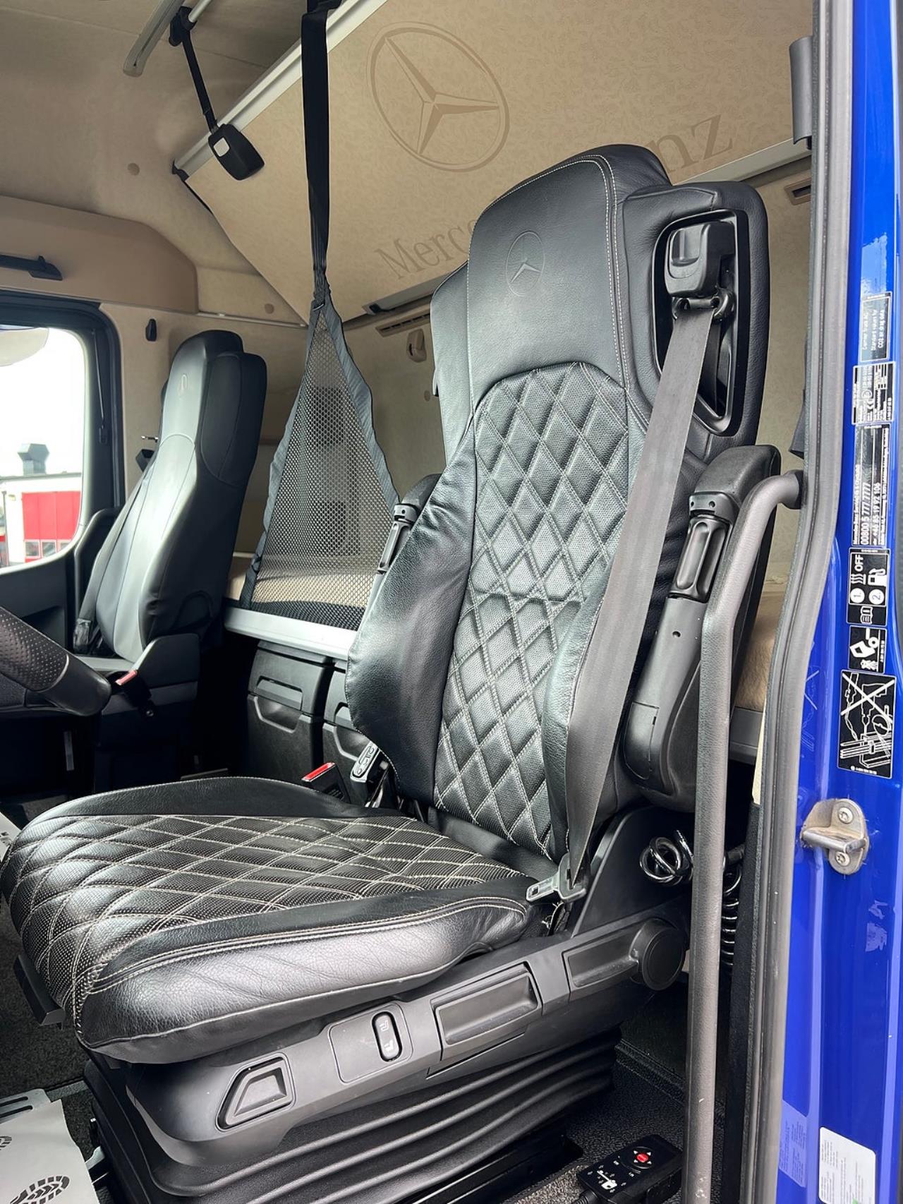 Mercedes-Benz Actros 3353 LS 6x4 Dragbil, Hydraulik, Euro 6 2022 - Dragbil