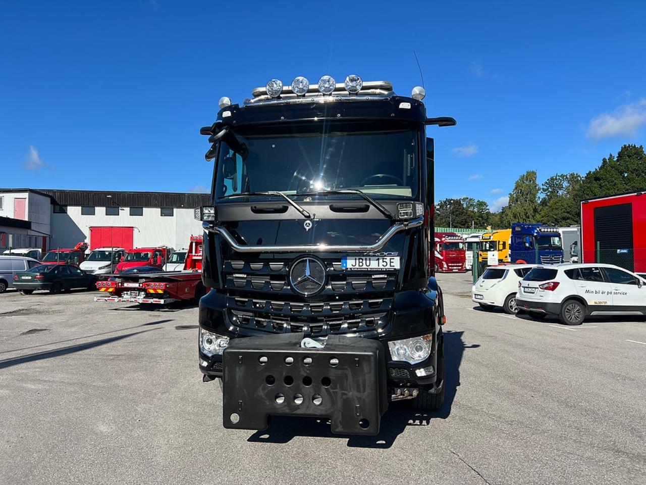 Mercedes-Benz Arocs 3251 Tridem Lastv&auml;xlare, Fullt Plogutrustad 2023 - Krok/Lastv&auml;xlare